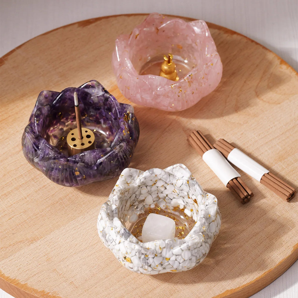 Coffret d’aromathérapie avec cristaux naturels, bougie en résine et compte-goutte en cristal – rituel de guérison et relaxation.